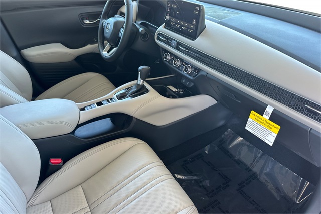 2026 Honda HR-V EX-L photo 18