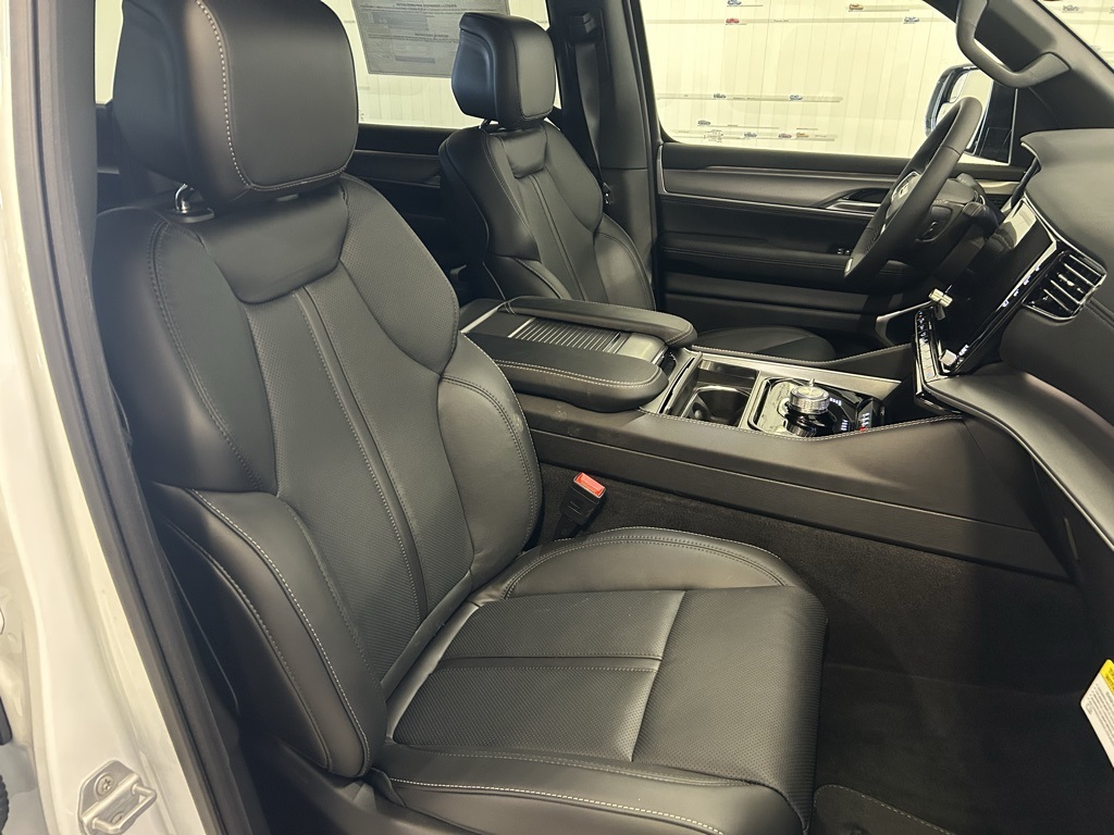 new 2026 Jeep Grand Wagoneer car, priced at $69,060