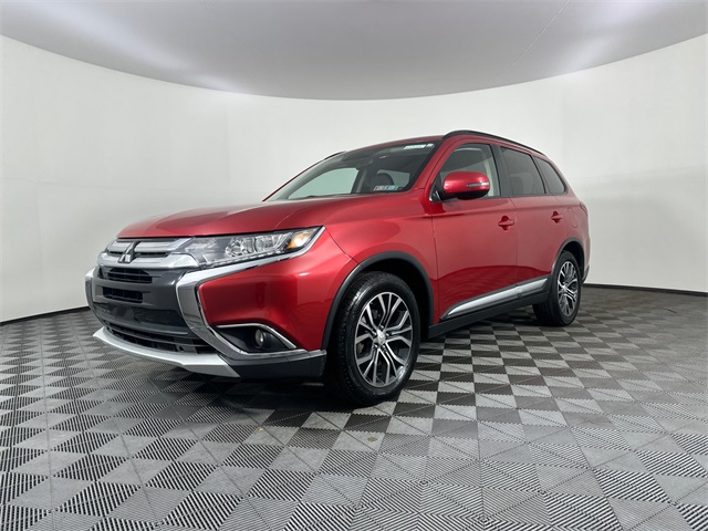2016 Mitsubishi Outlander SEL's photo