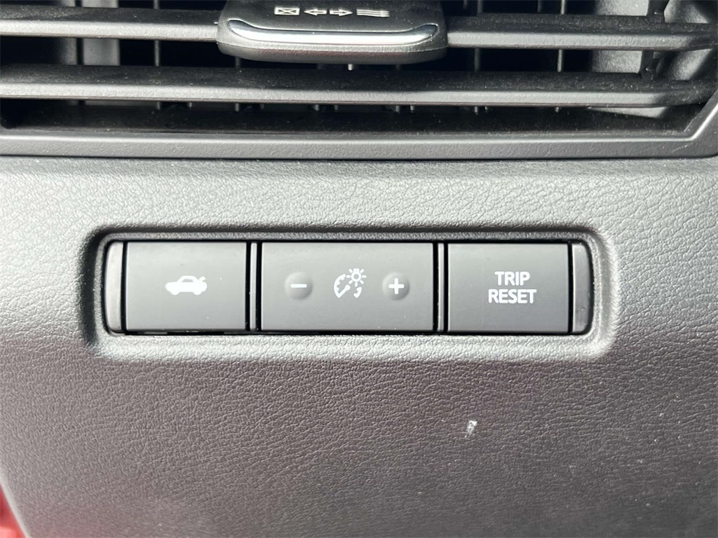 2022 Nissan Altima 2.5 SR photo 17