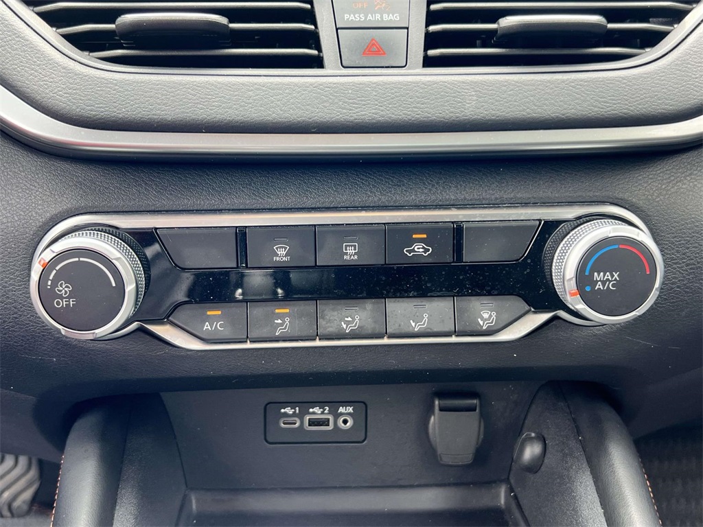 2022 Nissan Altima 2.5 SR photo 24