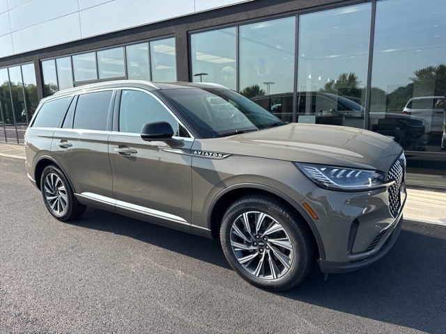 2025 Lincoln Aviator Premiere's photo