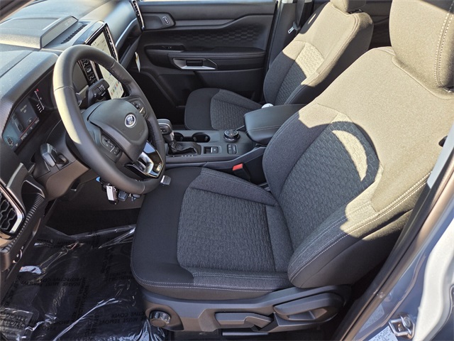 New 2025 Ford Ranger XLT 4D Crew Cab