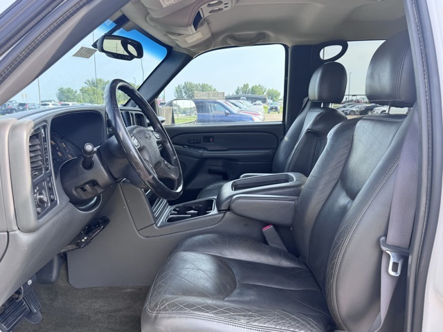 2004 Chevrolet Silverado 3500 Base