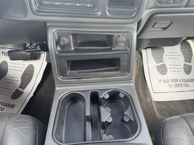 2004 Chevrolet Silverado 3500 Base