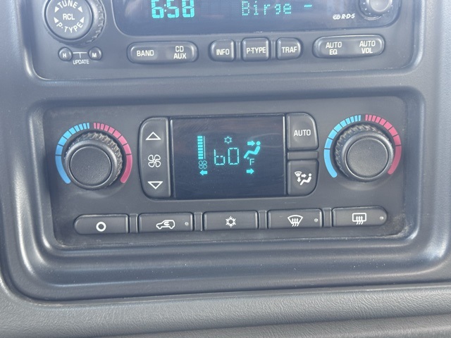 2004 Chevrolet Silverado 3500 Base