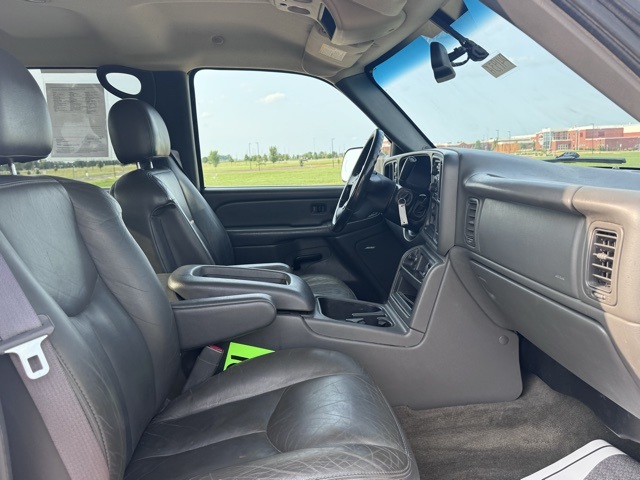 2004 Chevrolet Silverado 3500 Base