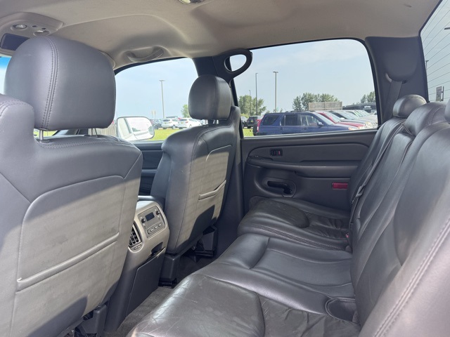2004 Chevrolet Silverado 3500 Base