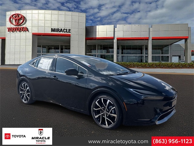 2026 Toyota Prius XSE Premium's photo