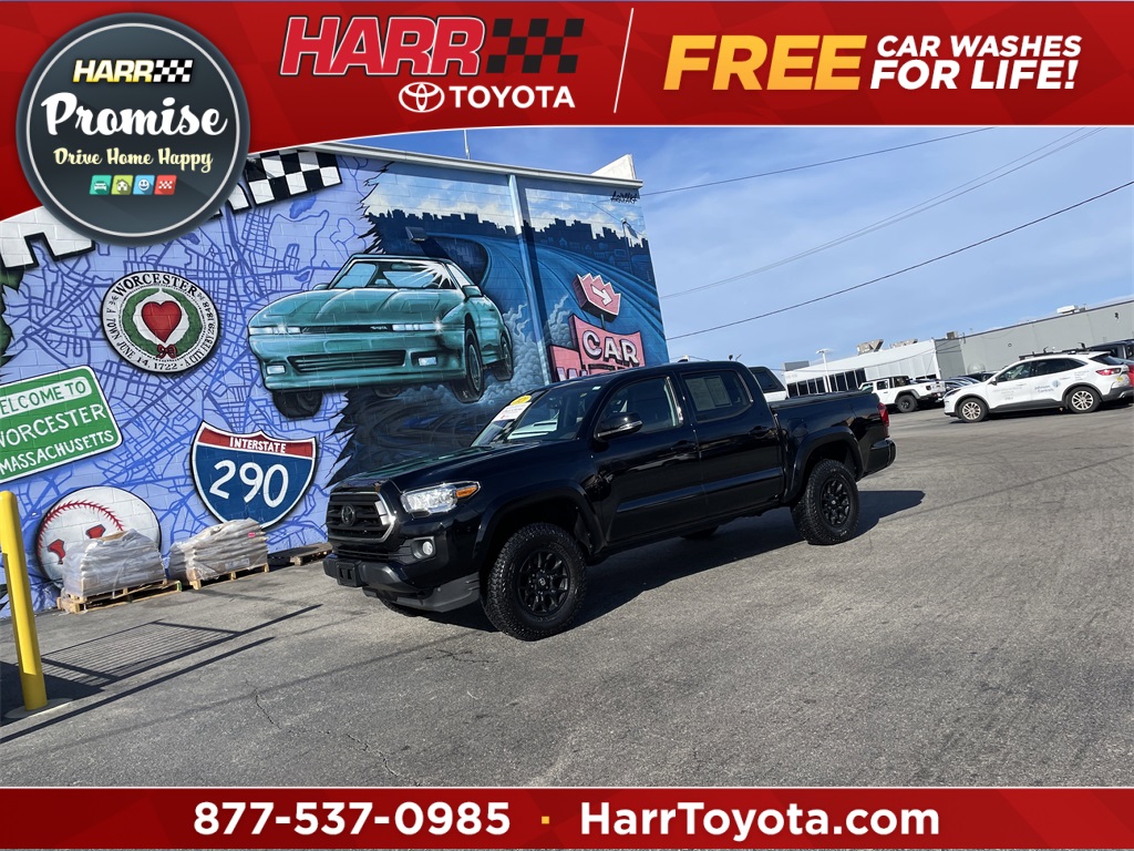 2021 Toyota Tacoma SR5's photo