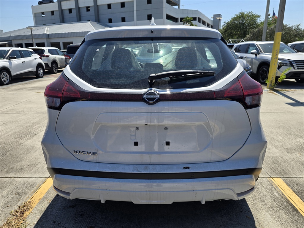 new 2025 Nissan Kicks Play car, priced at $19,995