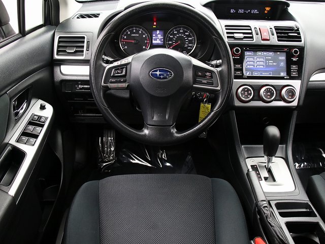 2016 Subaru Impreza 2.0i Premium photo 13