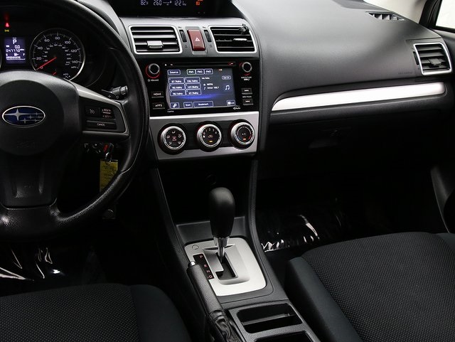 2016 Subaru Impreza 2.0i Premium photo 14