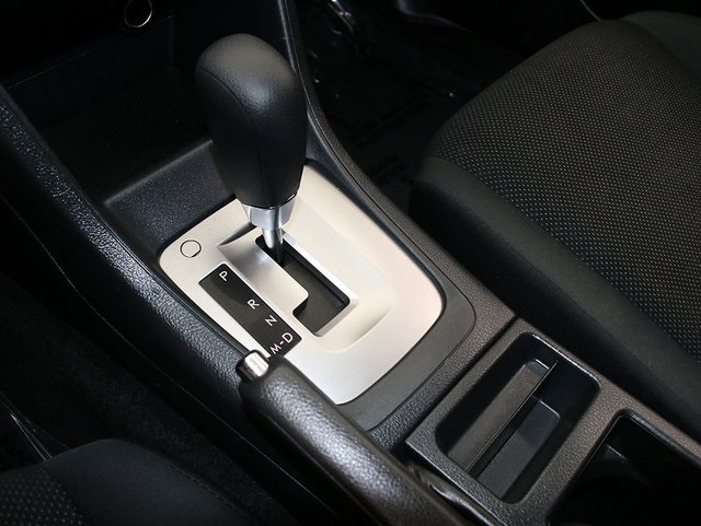 2016 Subaru Impreza 2.0i Premium photo 19