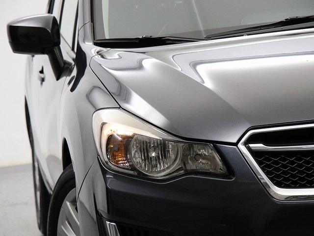 2016 Subaru Impreza 2.0i Premium photo 4