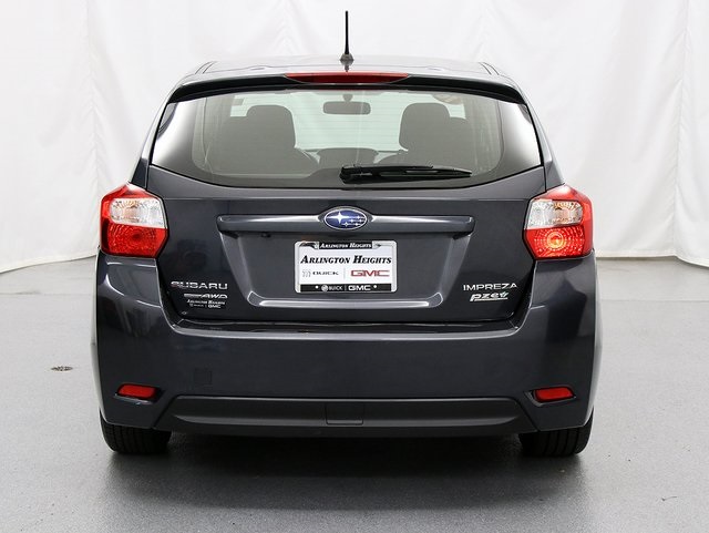 2016 Subaru Impreza 2.0i Premium photo 6