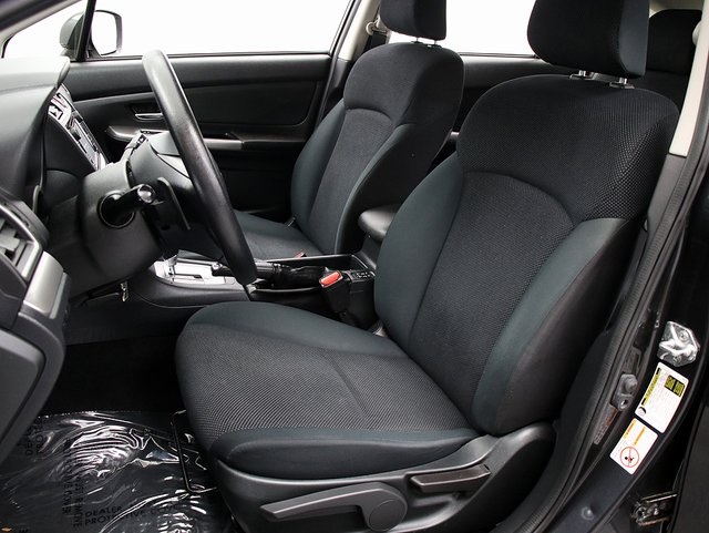 2016 Subaru Impreza 2.0i Premium photo 9