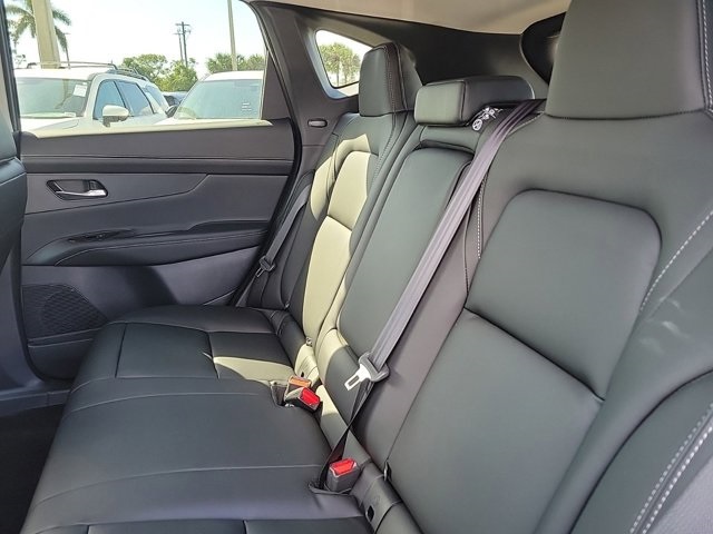 2025 Everest White Pearl Tricoat Nissan Murano SL AWD SUV