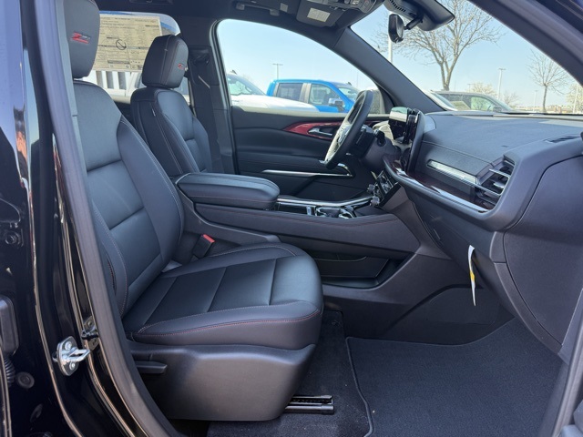 new 2026 Chevrolet Traverse car, priced at $53,620