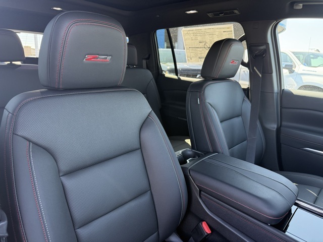 new 2026 Chevrolet Traverse car, priced at $53,620