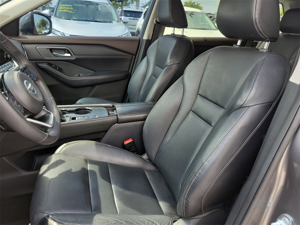 2021 Gun Metallic Nissan Rogue SL FWD SUV