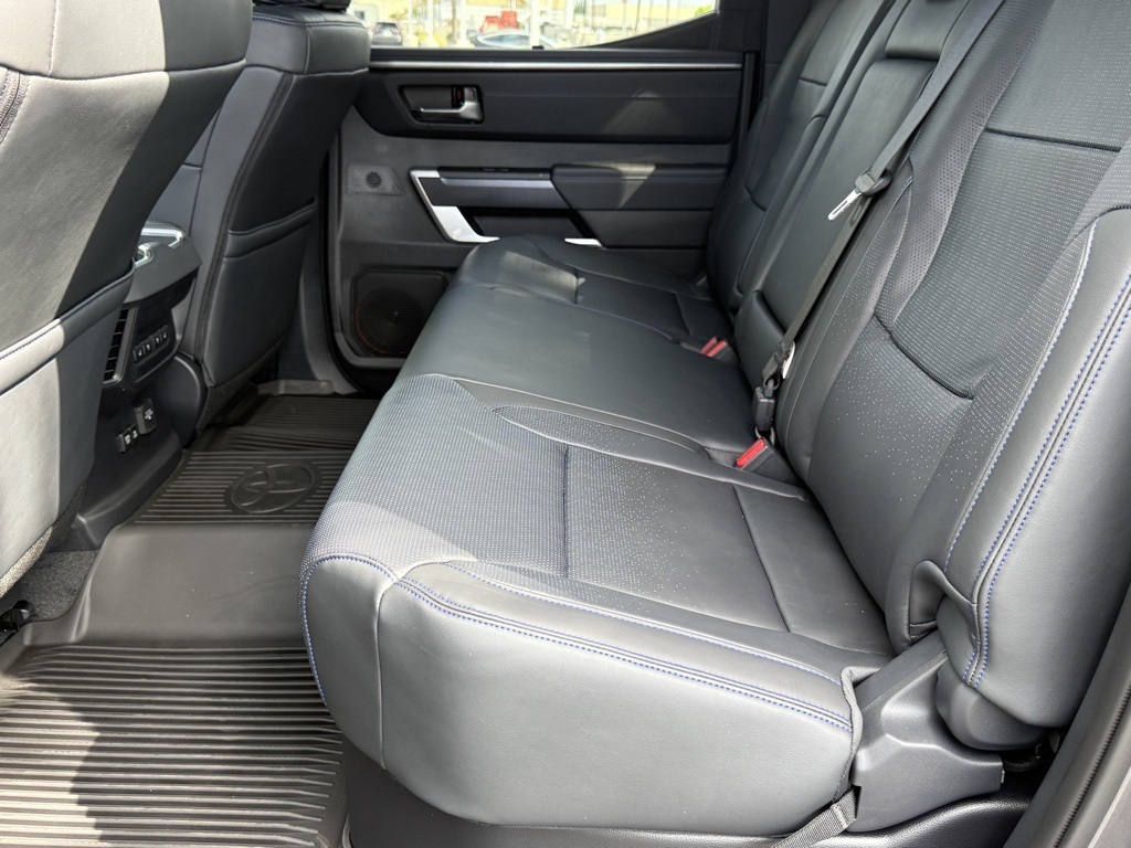 2025 Toyota Tundra Platinum CrewMax photo 25