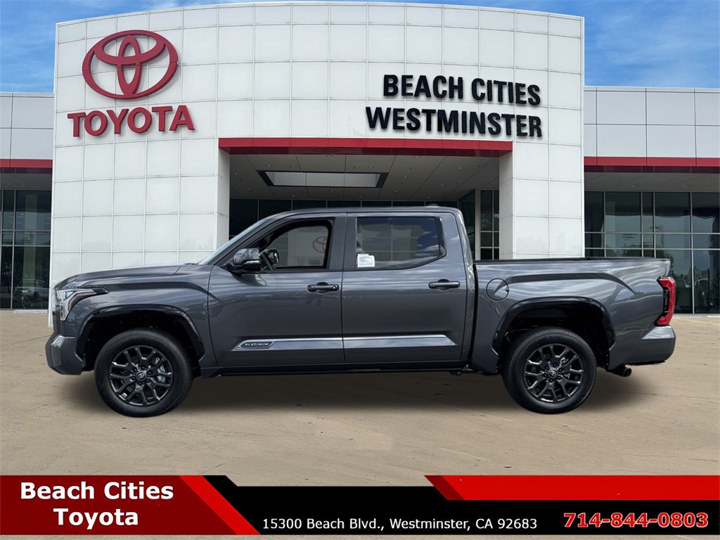 2025 Toyota Tundra Platinum CrewMax photo 7