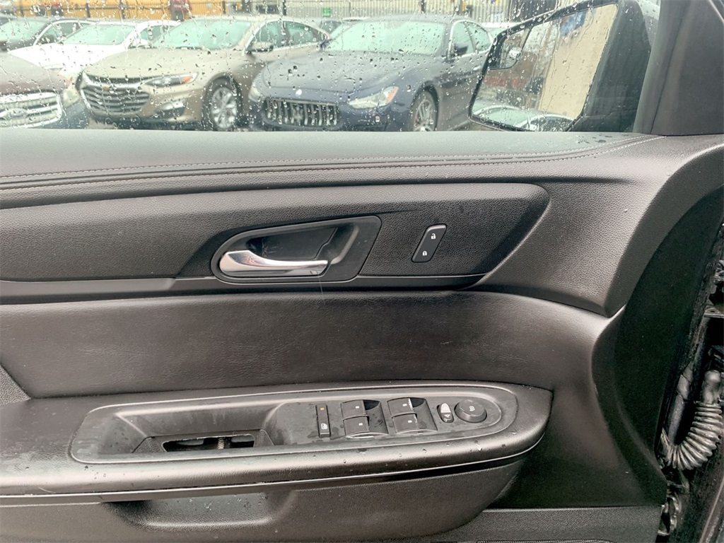 used 2016 Chevrolet Traverse car, priced at $14,895