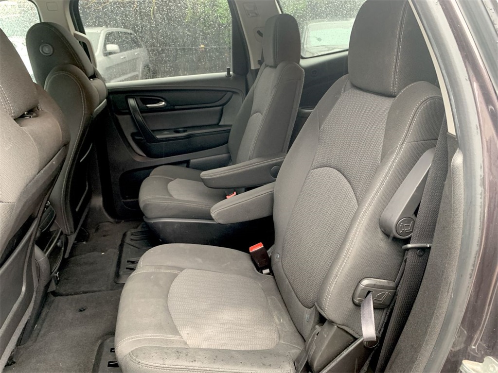 used 2016 Chevrolet Traverse car, priced at $14,895