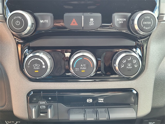 2026 Ram 2500 Tradesman Crew Cab 4x4 6'4" Box