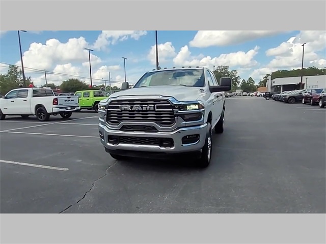 2026 Ram 2500 Tradesman Crew Cab 4x4 6'4" Box