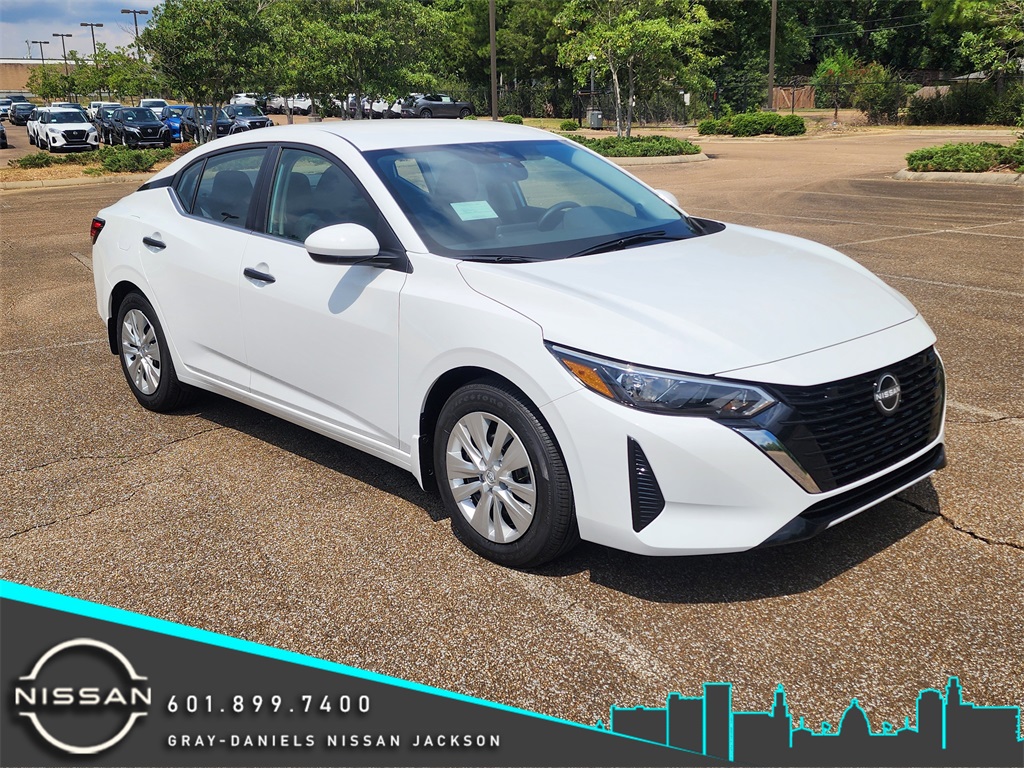 2025 Nissan Sentra S's photo