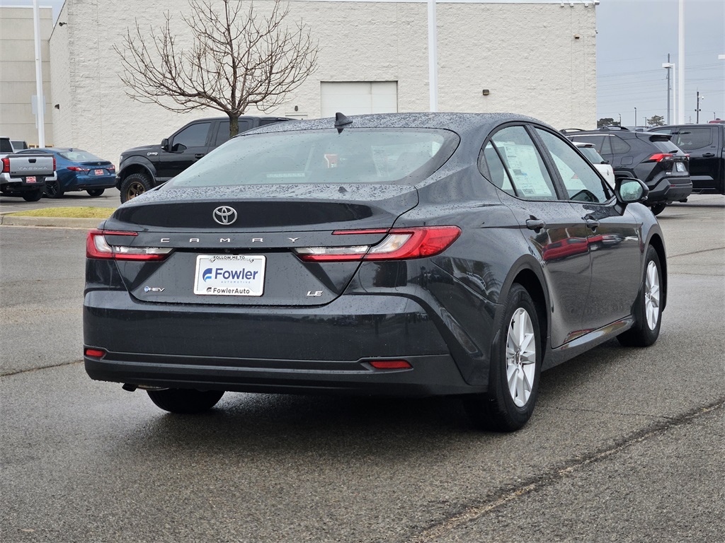 2026 Toyota Camry LE photo 4