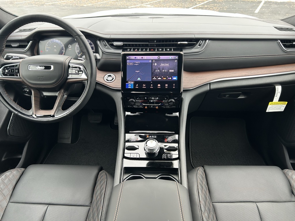 new 2025 Jeep Grand Cherokee L car, priced at $60,055