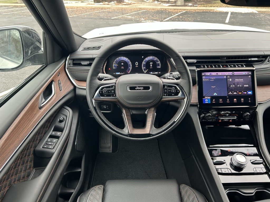 new 2025 Jeep Grand Cherokee L car, priced at $60,055