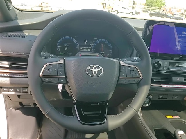 2025 Toyota Grand Highlander Hybrid MAX Platinum photo 13