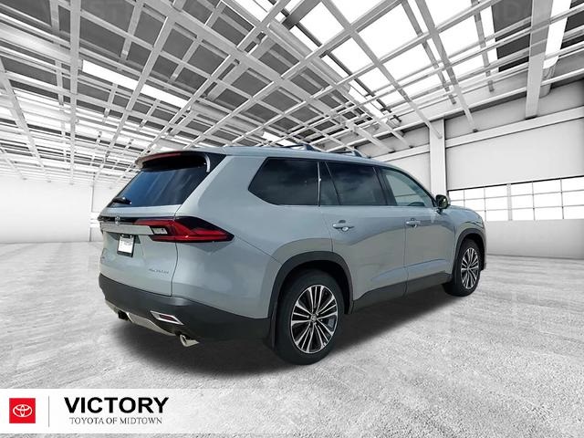 2025 Toyota Grand Highlander Hybrid MAX Platinum photo 3