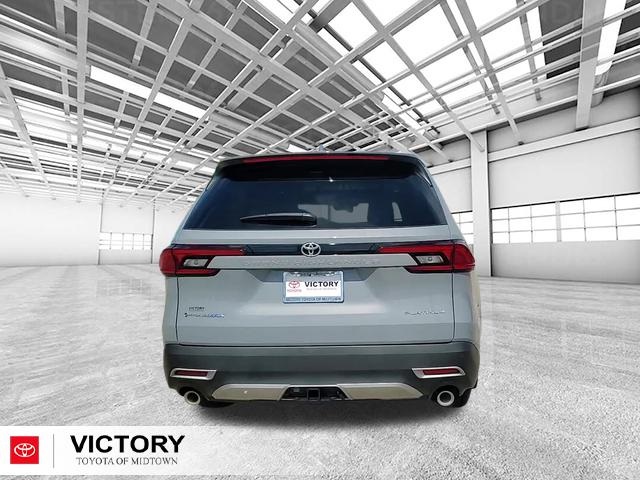 2025 Toyota Grand Highlander Hybrid MAX Platinum photo 4