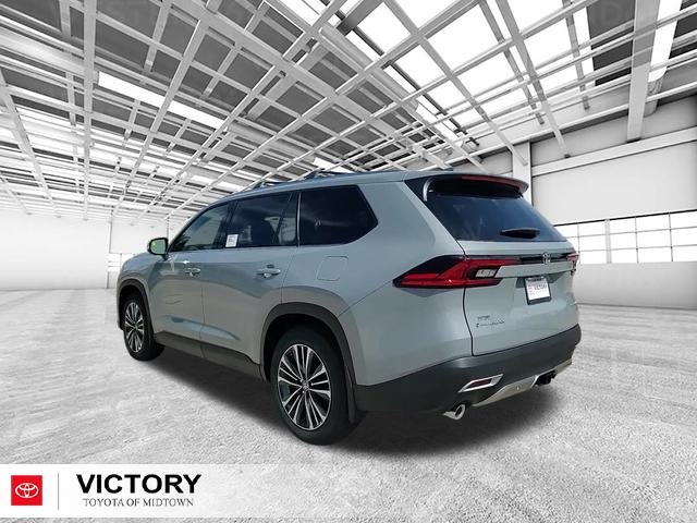 2025 Toyota Grand Highlander Hybrid MAX Platinum photo 5
