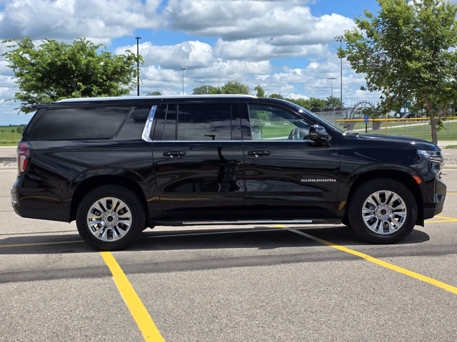 2021 Chevrolet Suburban LT