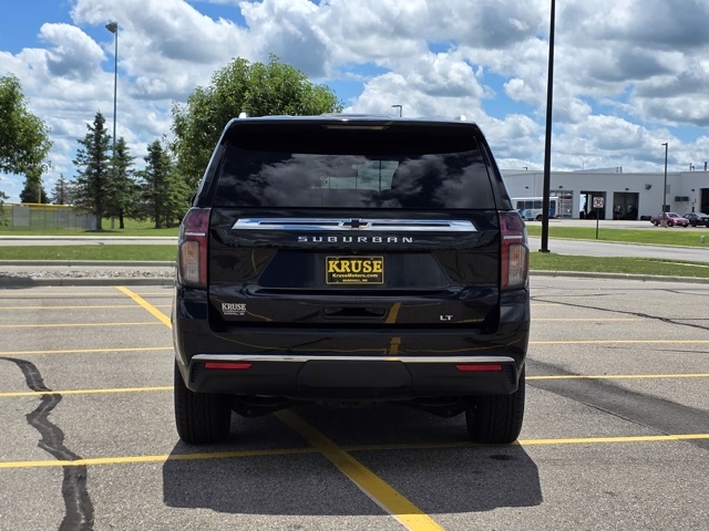 2021 Chevrolet Suburban LT