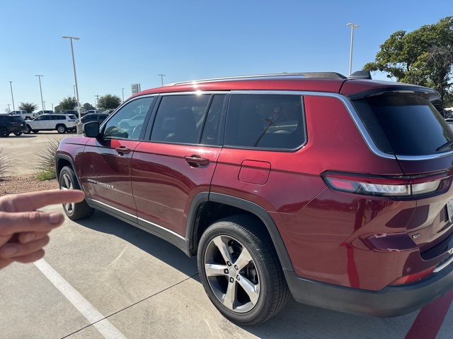2021 Jeep Grand Cherokee Limited photo 3