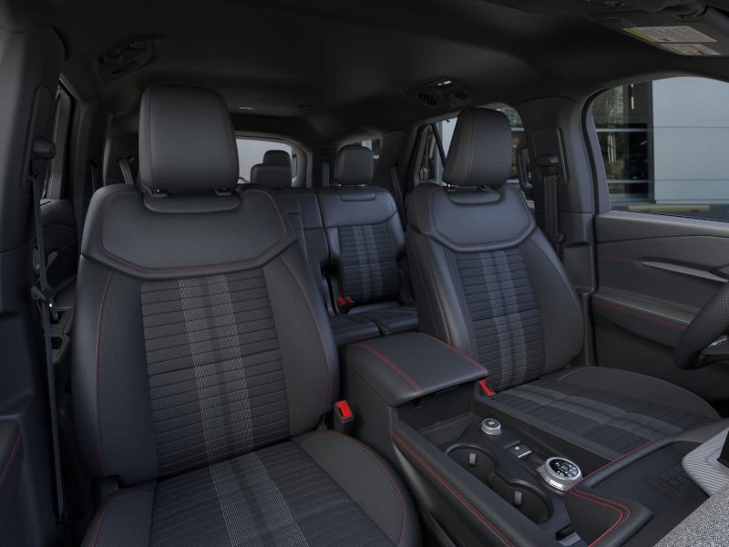 2025 Ford Explorer ST-Line photo 9