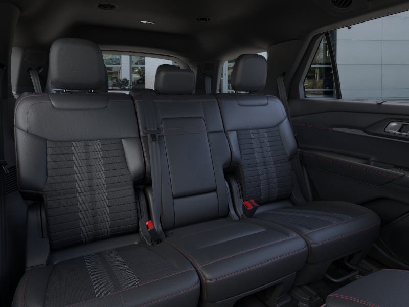 2025 Ford Explorer ST-Line photo 10