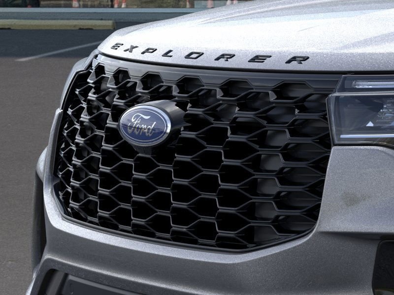 2025 Ford Explorer ST-Line photo 15