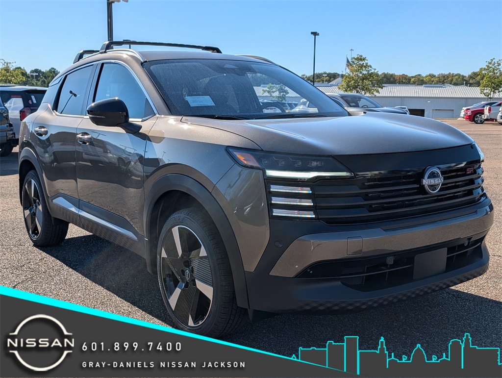 2026 Nissan KICKS SR's photo