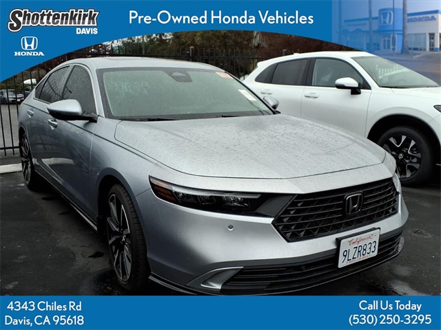 2024 Honda Accord Hybrid Touring's photo