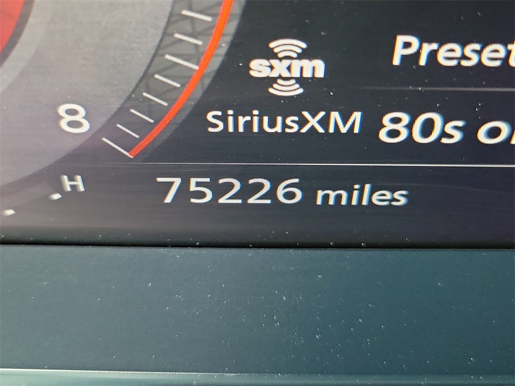 2022 Pearl White Tricoat/Super Black Nissan Rogue Platinum FWD SUV