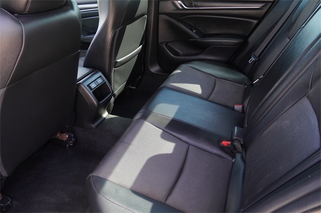 2021 Honda Accord Sport photo 13