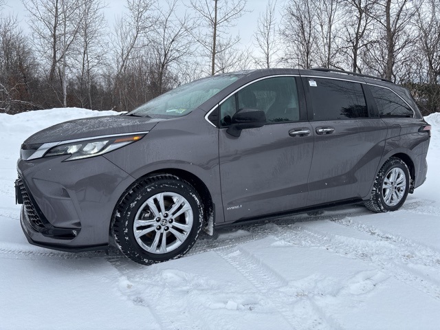 Used 2021 Toyota Sienna Van